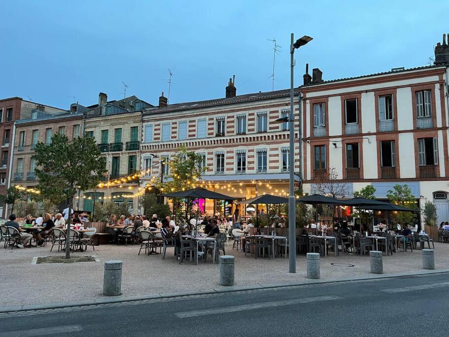 Toulouse : Studio Equipe Au Coeur De St-Cyprien Ruang foto